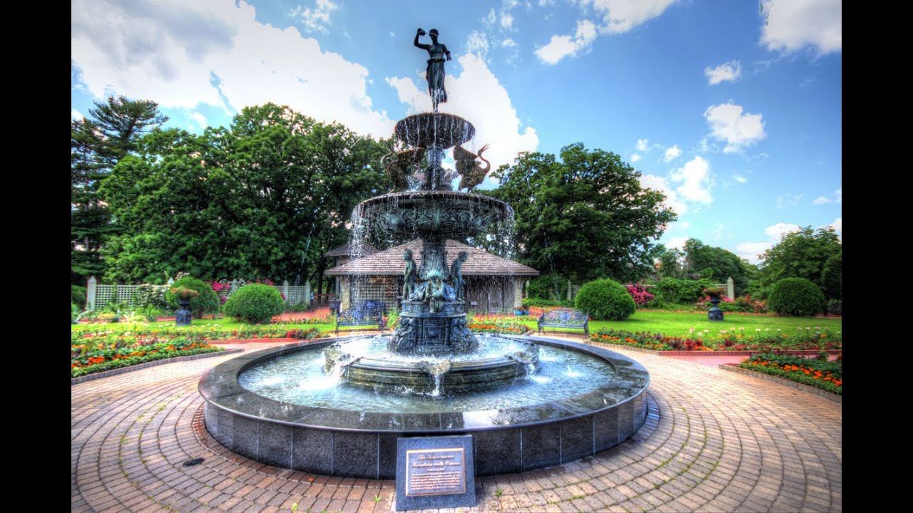 A Visit To Munsinger Gardens In St. Cloud, Minnesota
