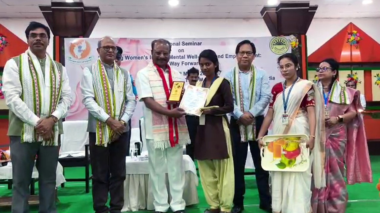 Hastepha ni Manjakmungo Sangrongsalo MBB College ni Rabindra Hall Nogo Khlaijakha Kaisa Seminar