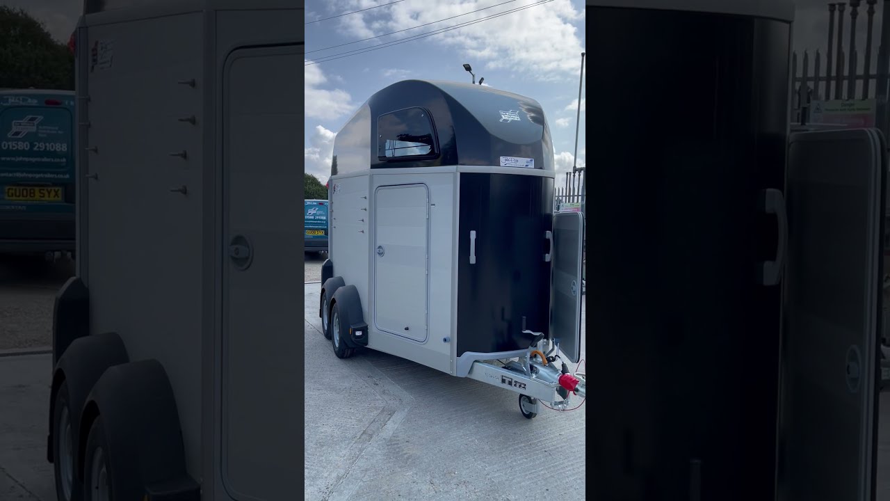 Ifor Williams HBE506