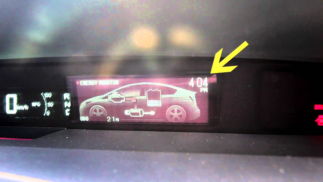 How to change your clock in the Toyota Prius