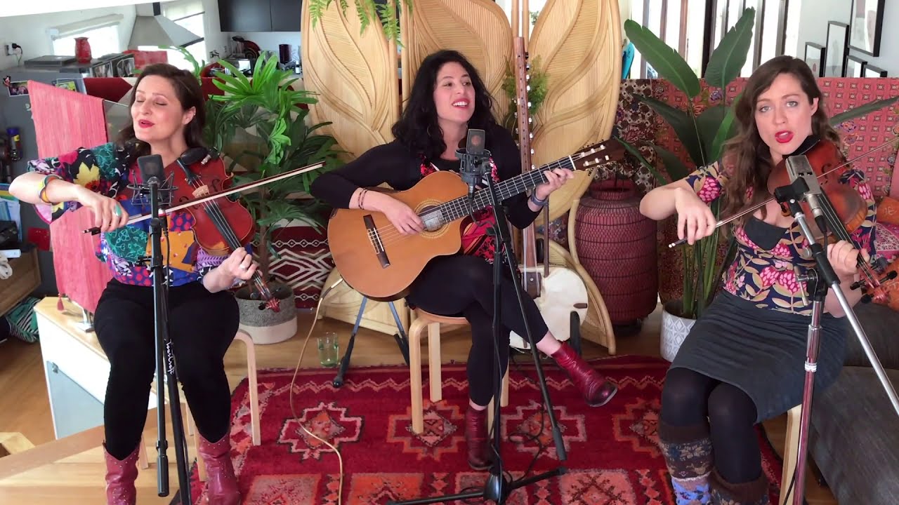 Live performance on synconicity V2 1