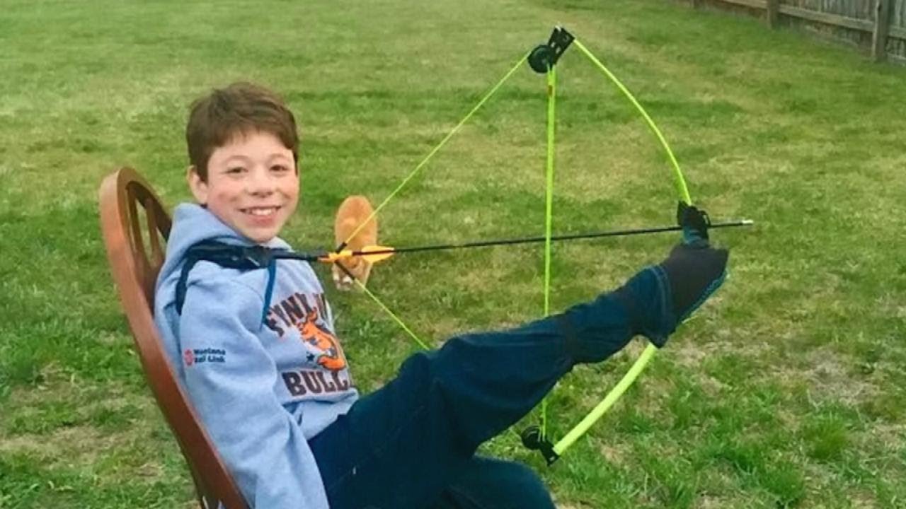 Teen Without Use of His Arms Does Everything With His Feet