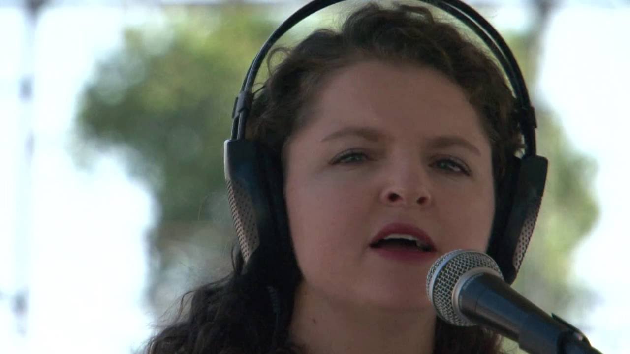 Menemen Türküsü (Söz:Feyza Akdoman Müzik:Coşkun Gönültaş)