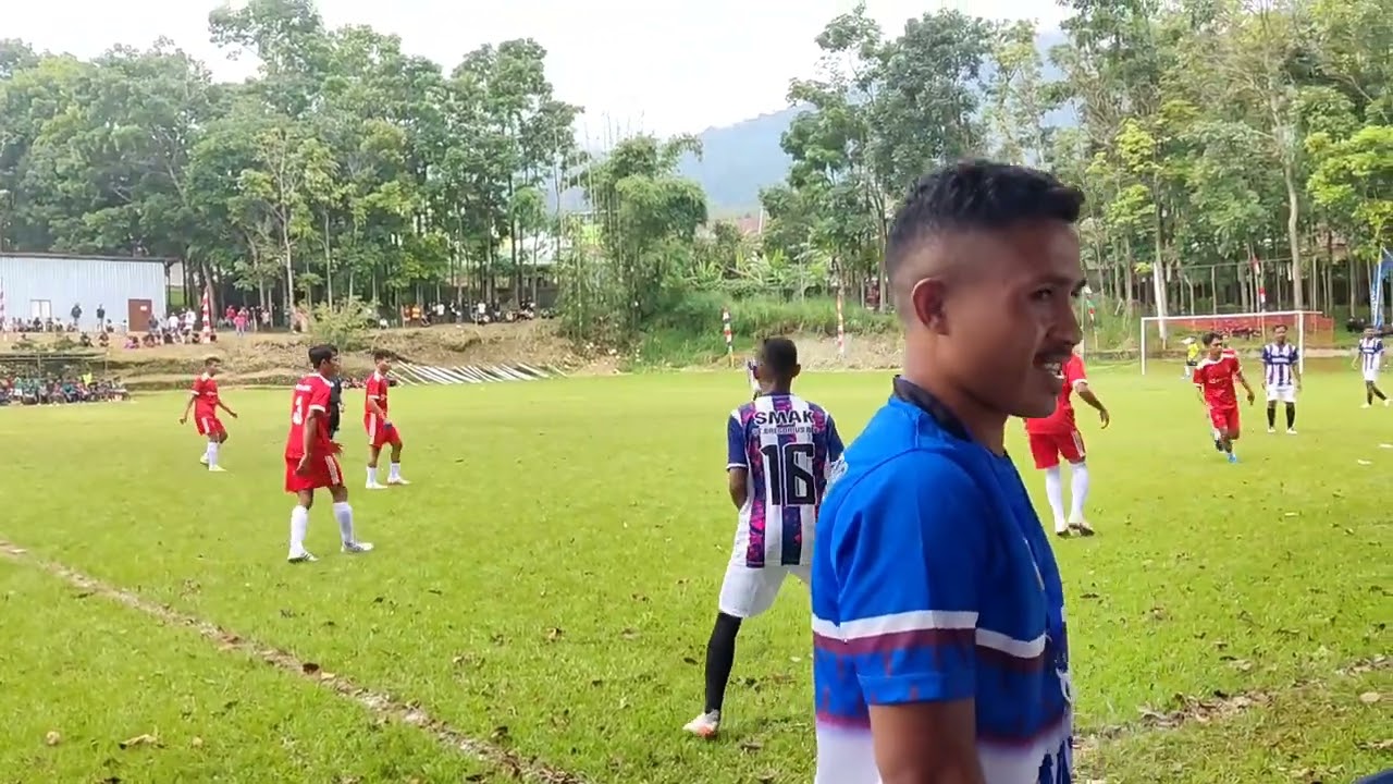 SMK 1 REO VS SMK 1 BORONG, 3-0 Lapangan STKIP Ruteng