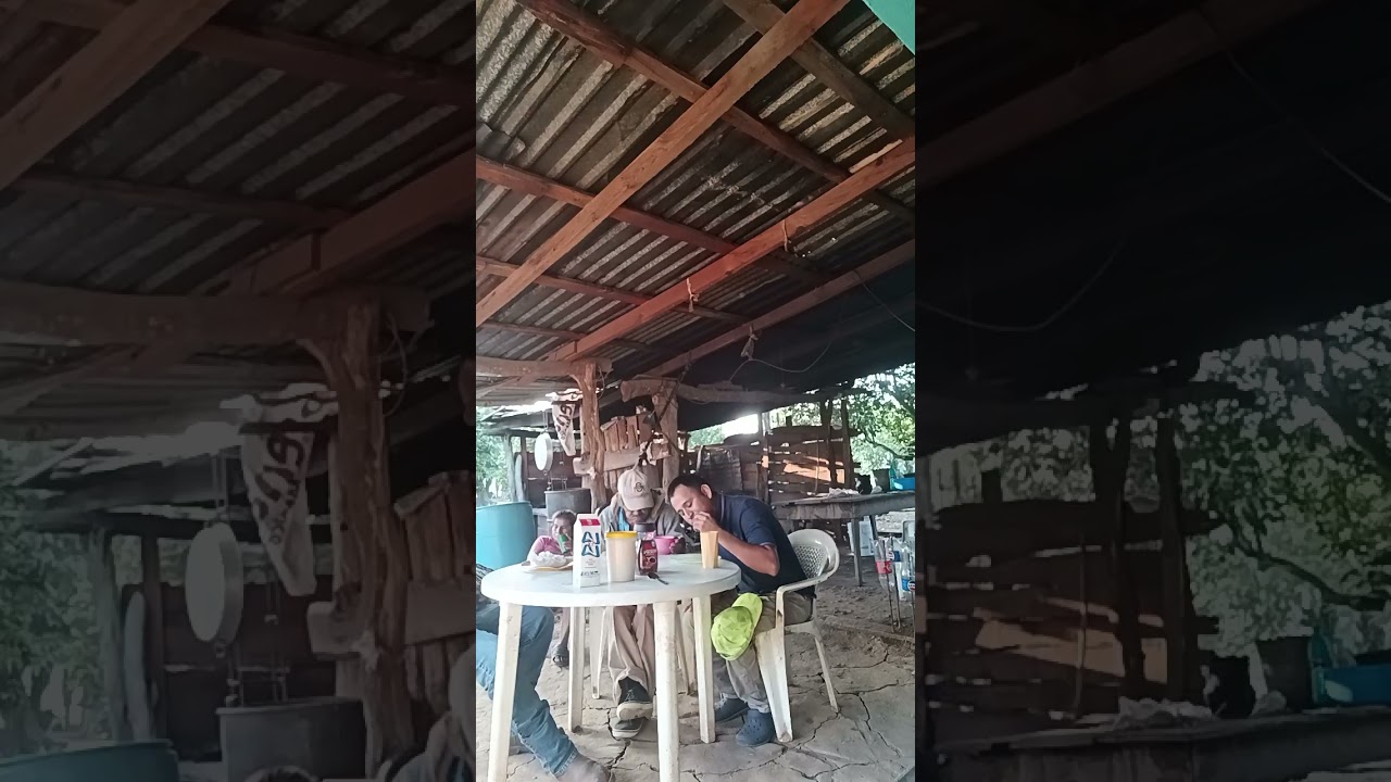 Así se vive en el campo almorzando con papá y mamá y mi hermano Daniel