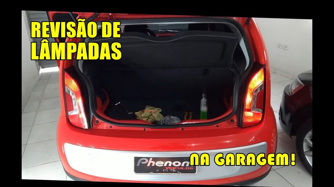 Revisão VW UP TSI! Remoção das lanternas.