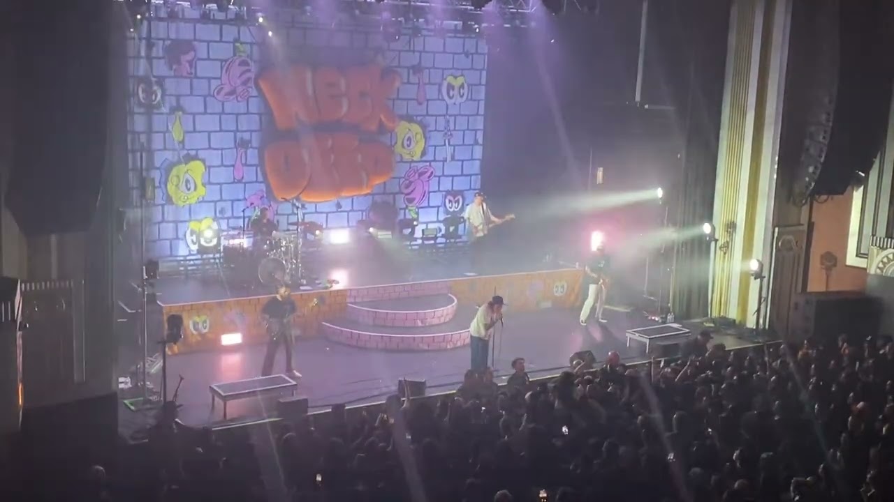 Neck Deep- She’s a God, Take Me With You