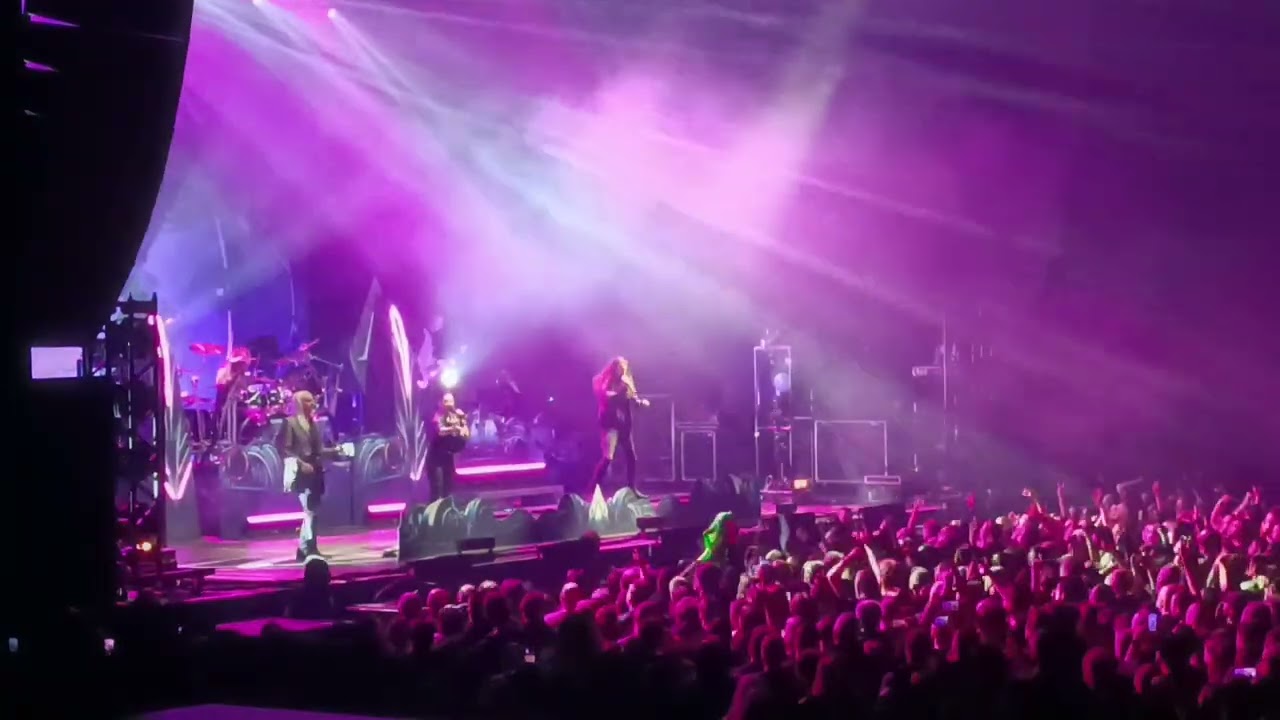 Amaranthe live Zenith Paris 2026 - 