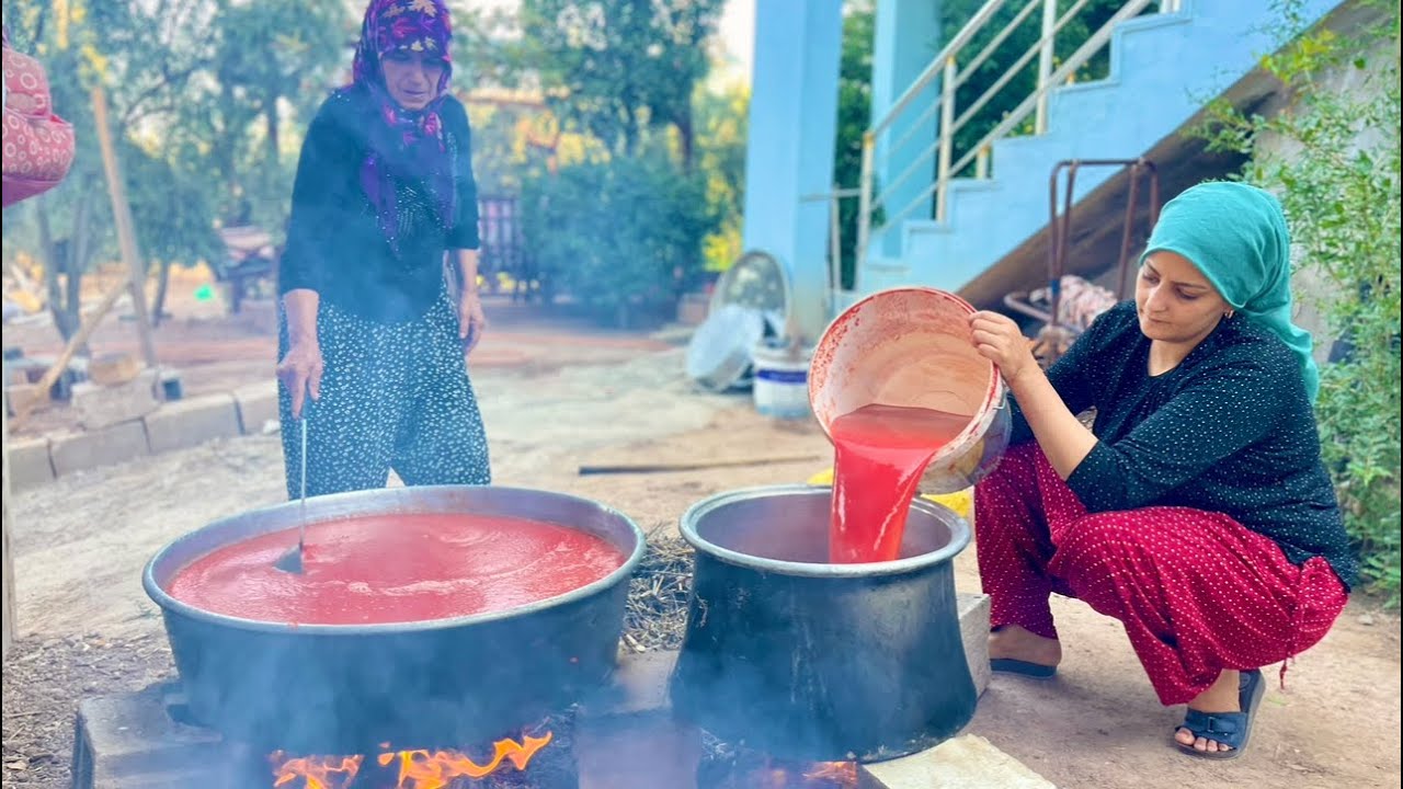 ODUN ATEŞİNDE BÜYÜK KAZANDA 😍DOMATES SALÇA YAPIMI | LEZZETLİ KÖY YEMEKLERİ HAZIRLIĞI