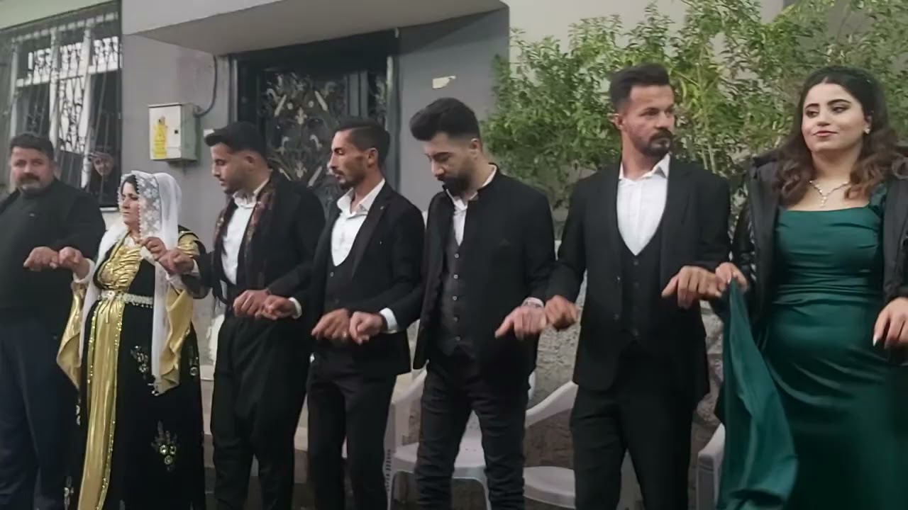 Adana gülbahçe  şahin xuazın nişanı serxerebe mala belö mala seydi.