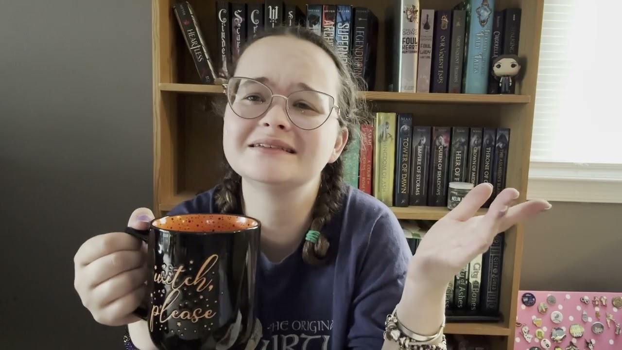 READING VLOG // Dracula 🧛