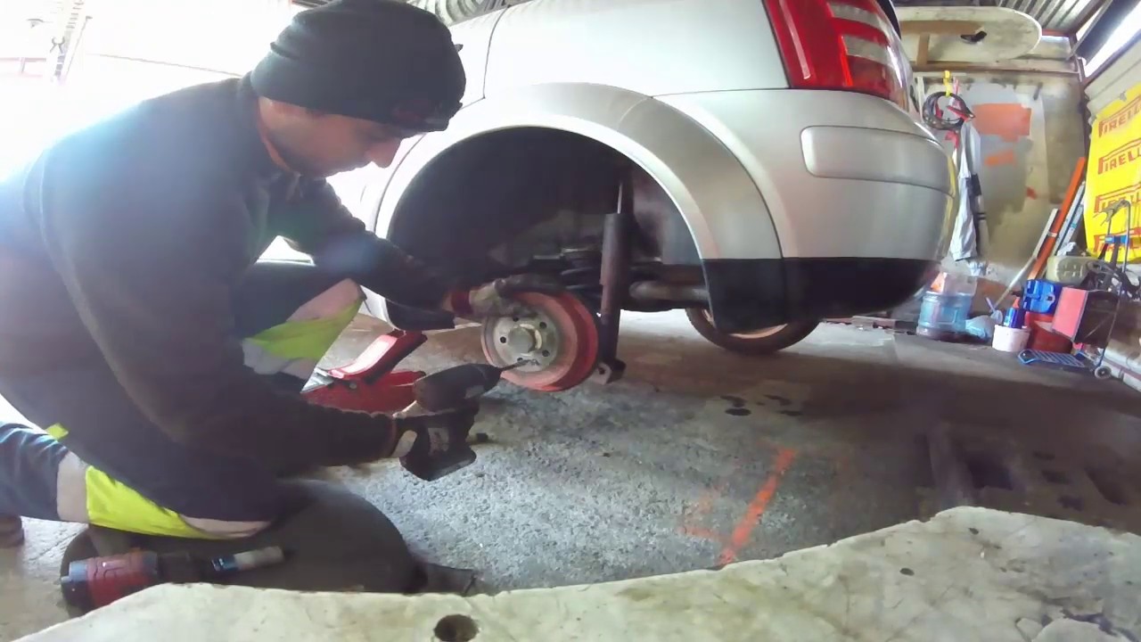 Wymiana hamulców tył szczęk,bębnów  Audi A2 /Replacement of rear brake shoes, drums Audi A2 /Polo