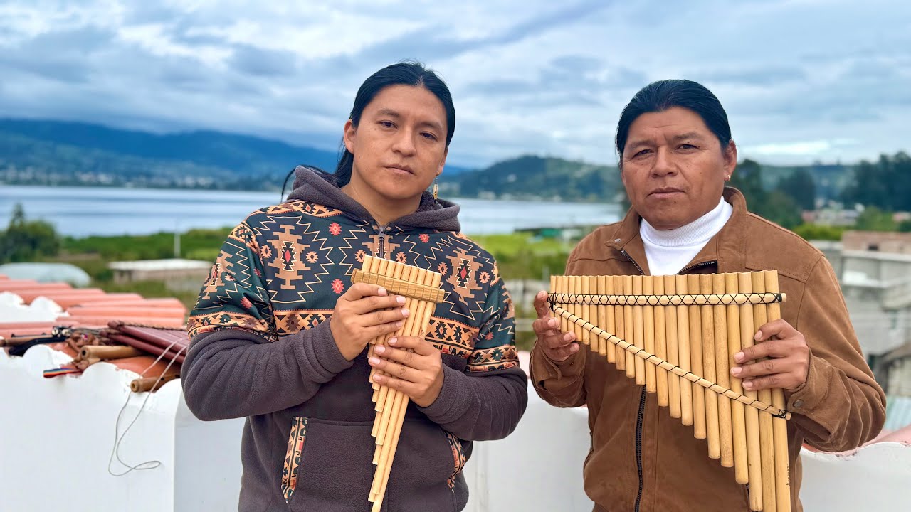 Live Andean Music Ft Luis Salazar from San Pablo Lake