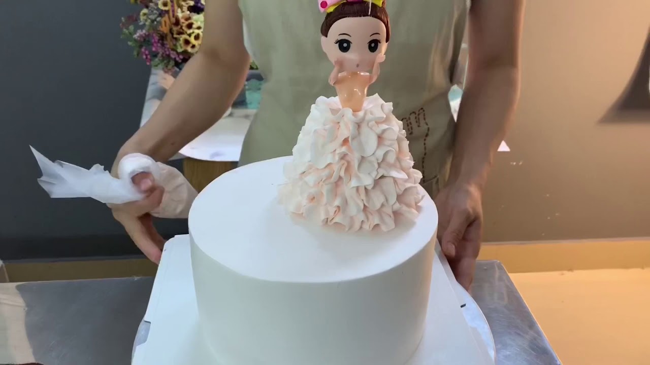 Hướng Dẫn Làm bánh kem Búp Bê ❤️