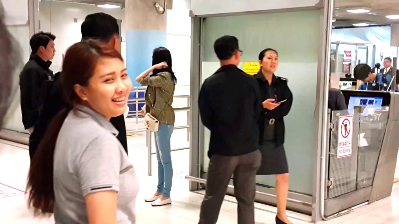 [170429] Fancam Yuri Seohyun @ Suvarnabhum Airport