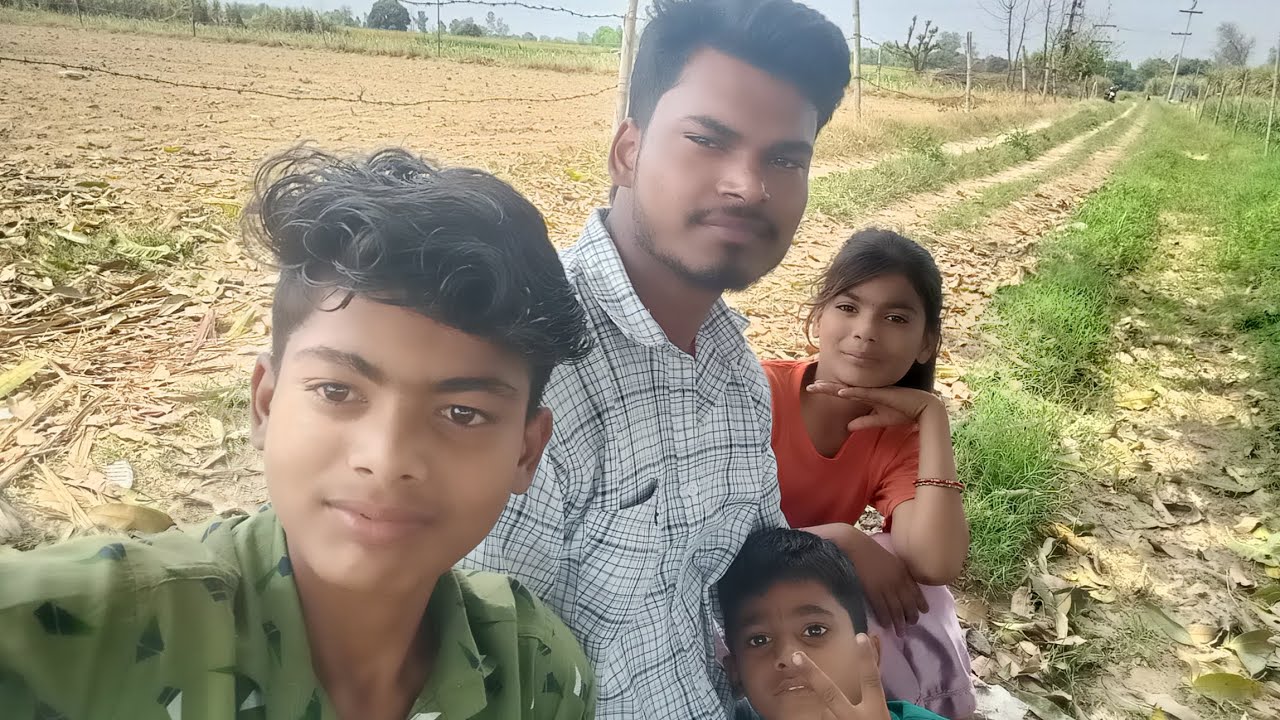 Ayush ke khet per gay 😃 #vikashsagarvlogs #vikash #vlogs 