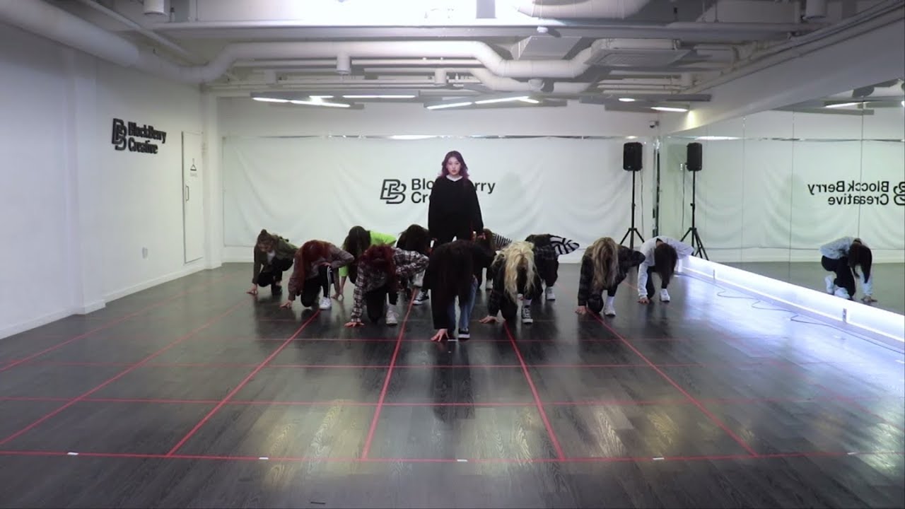 이달의 소녀 (LOONA) 