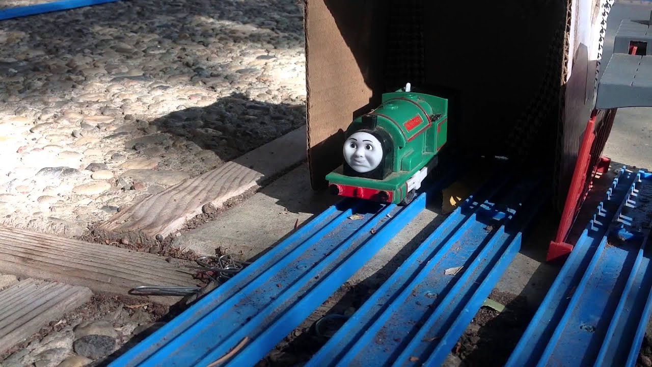 Trackmaster Duncan Gets Spooked By DFletcher