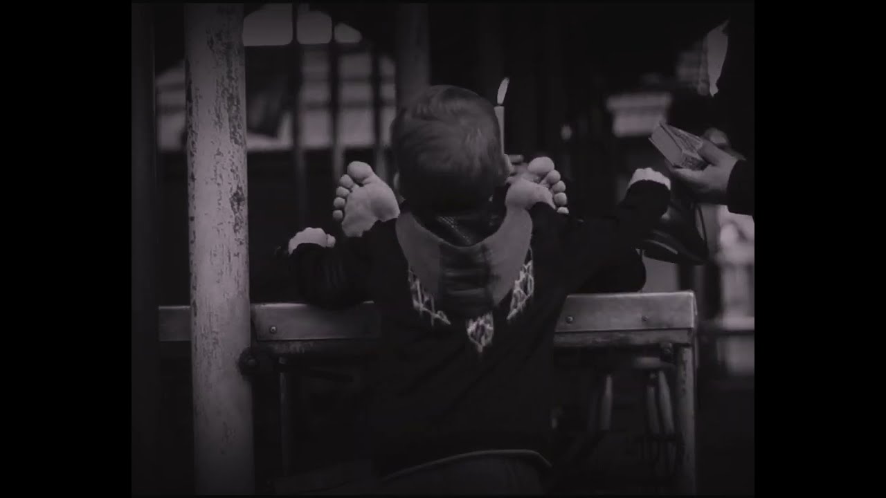 Arek Zawiliński   Moje buty już tam są ( official video )