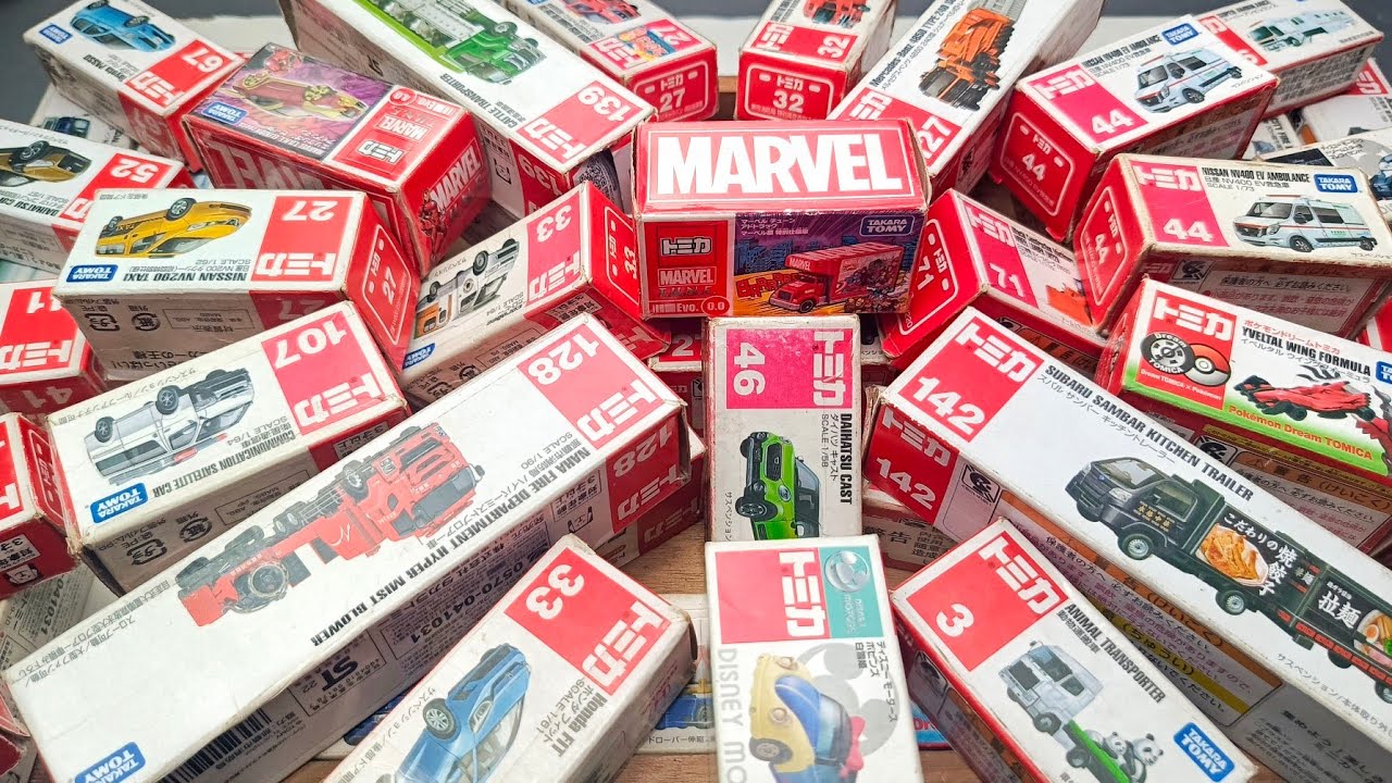 トミカミニカーが箱に盛り沢山!収納するよ。トミカのベストコレクションを動画でまとめました! -
