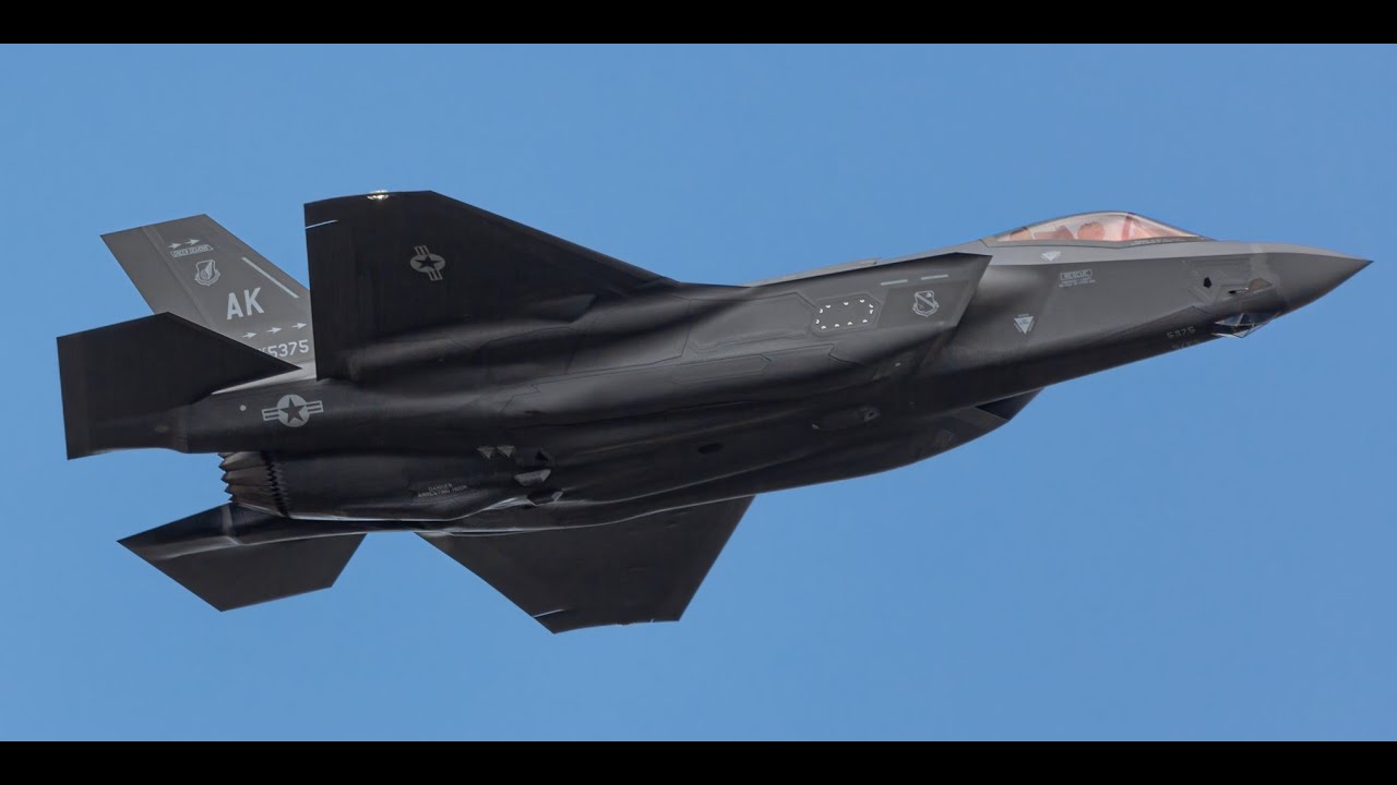 F-35s depart from Tinker AFB, OK on 10/22/2021