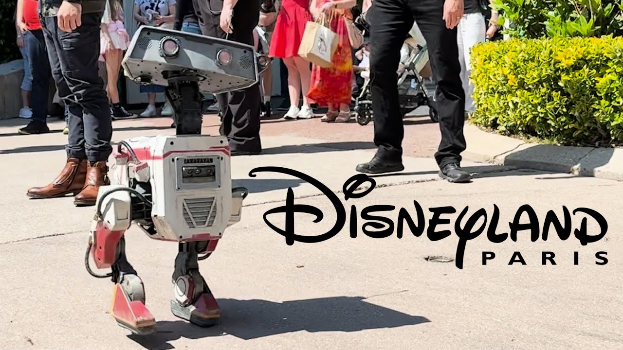 Star Wars BDX Droids at Disneyland Paris (Parc Disneyland) 2025
