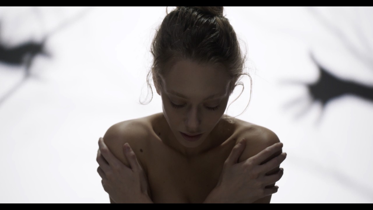 In My Hands – Emotional Cinematic Electronic | Official Music Video