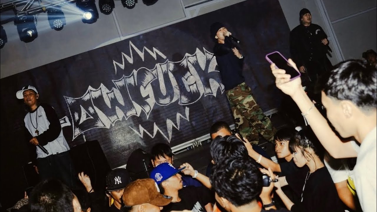 OWFUCK - Full Set (Live Performances @ Urban Gathering 12)