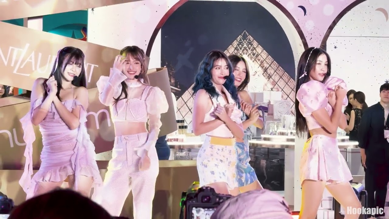 [FANCAM 4K] #QRRA #MIRACLE Hotel De Luxe @Parc Paragon 111723
