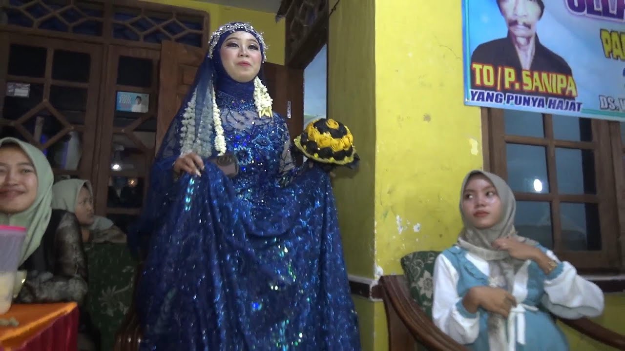 PENGANTIN DI SESI BUSANA KE 2