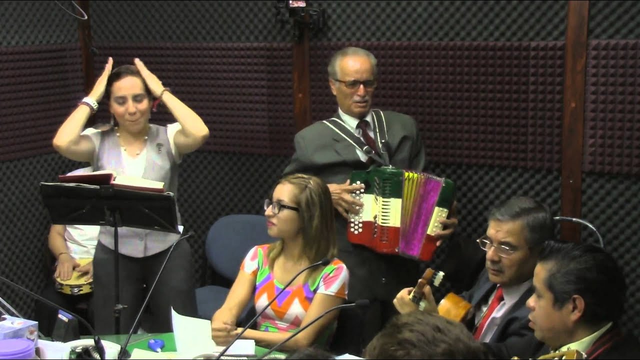 Argelia sale airosa de la borrachera; Argelia Colín, La borrachita - Martínez Serrano