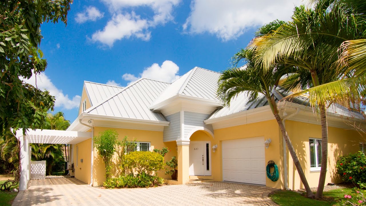 Savannah Grand, Savannah | Cayman Islands Sotheby's Realty | Caribbean