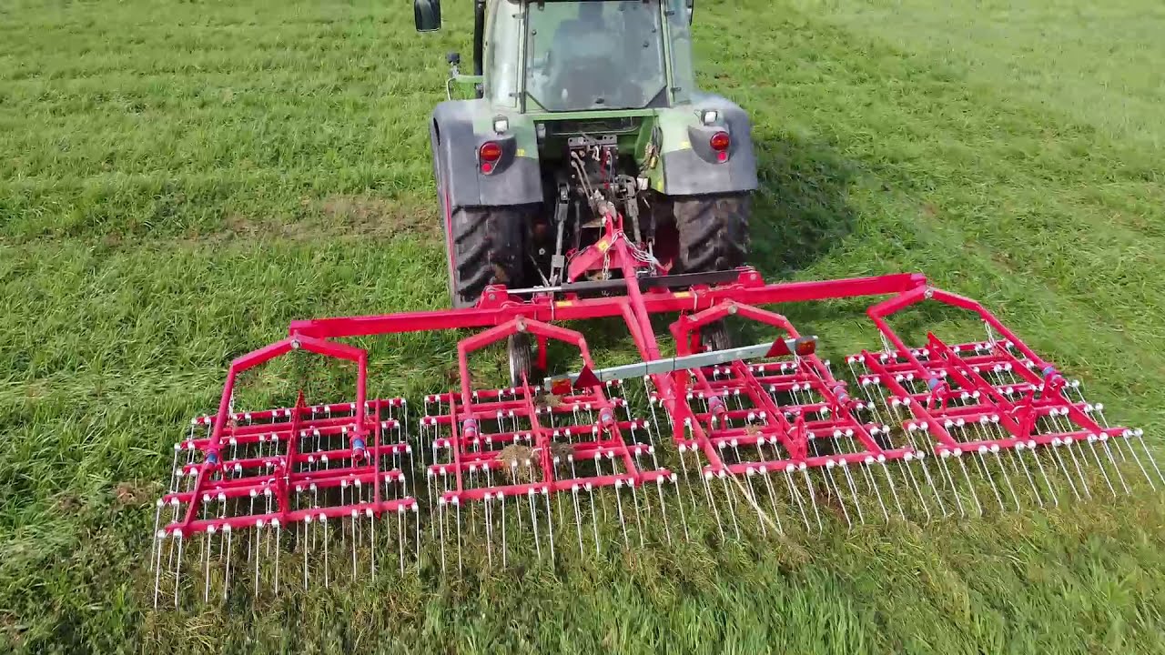 Lavori conto terzi Fratelli Spagliardi, Sarchiatrice, Arieggiatore da prato, Strigliatore, Fendt 312