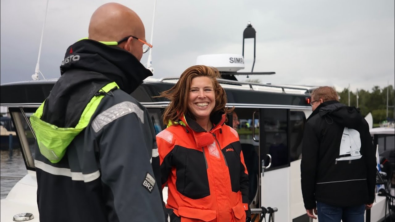 SNEEK IN WATER nat maar enthousiaste bezoekers en exposanten