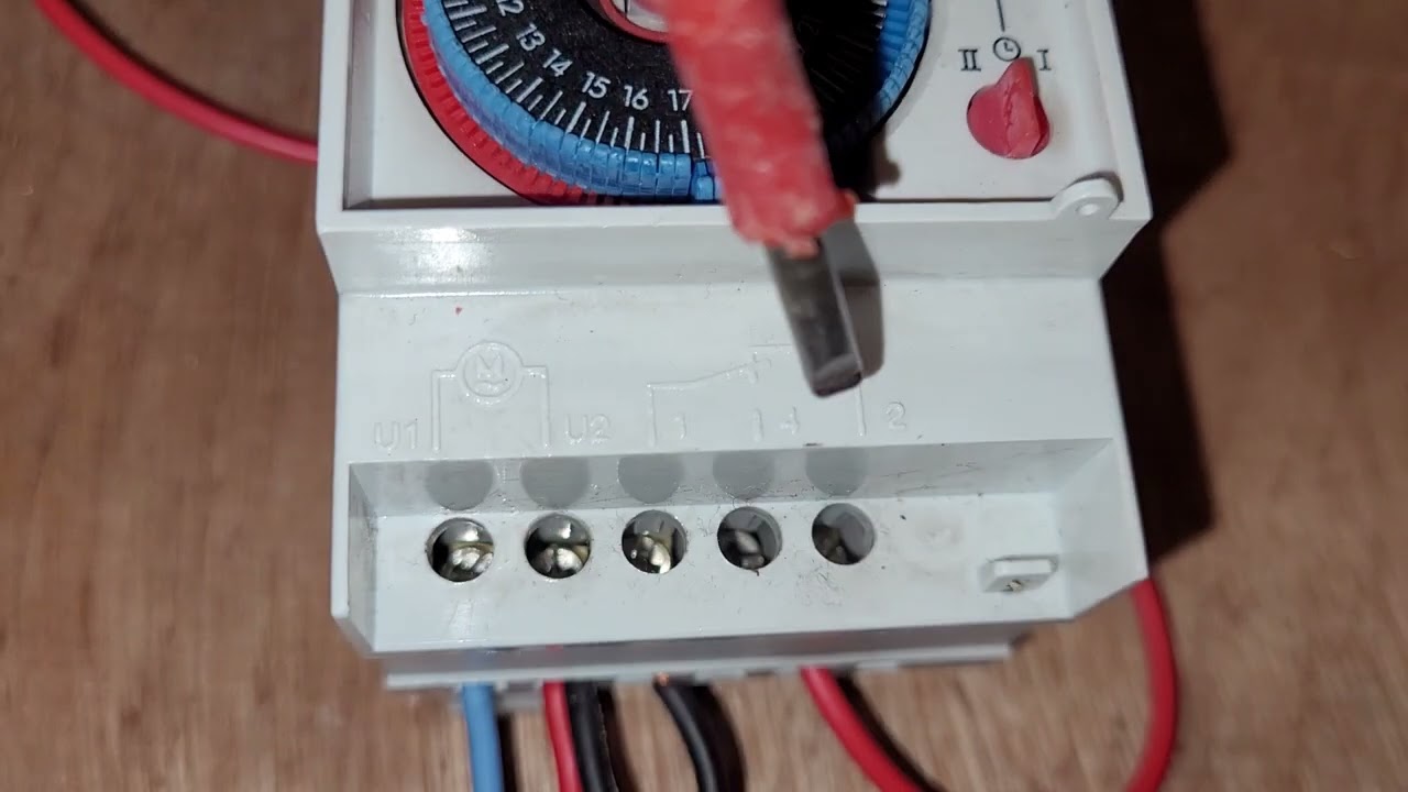 Test de l'interrupteur horaire 003753 Legrand - JOURNALIER - AVEC RÉSERVE MARCHE