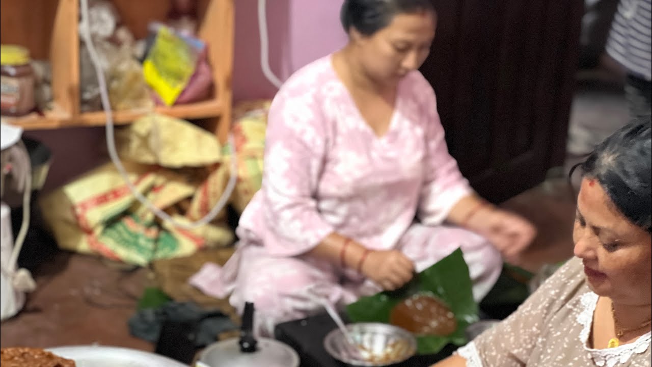 Tihar ko Roti Vibes | Gharma Banauda ra Lina Gako Masti Moments