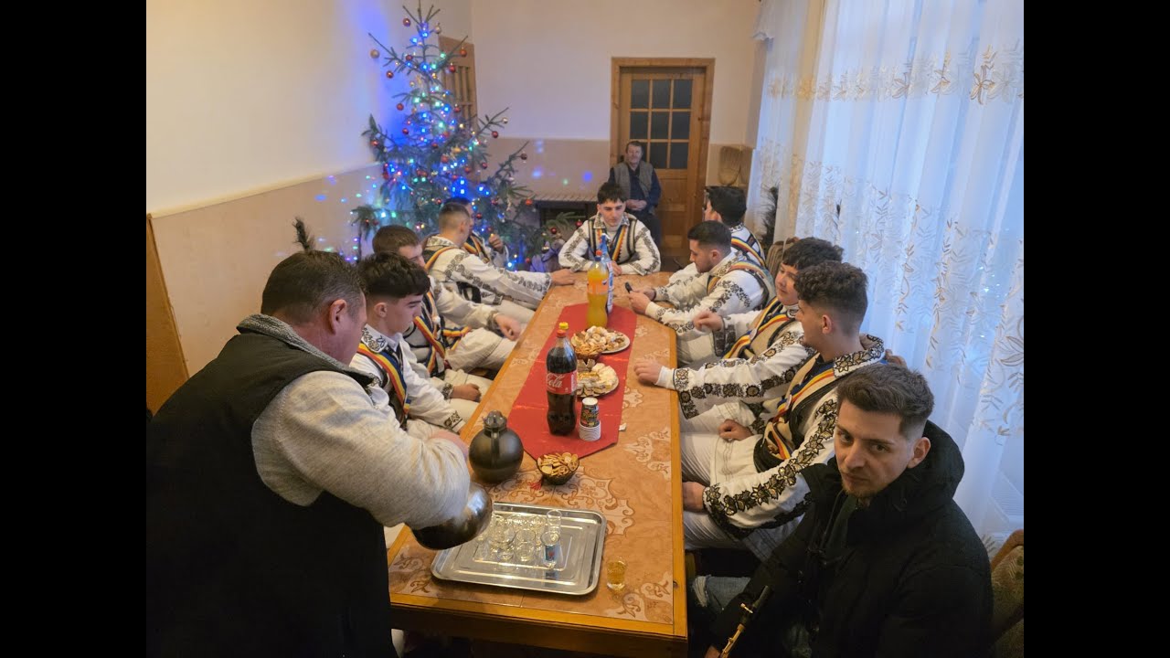 Санта-Клаус и колядники на третий день Рождества в Бошороде!