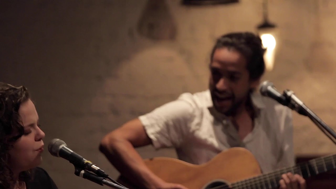 Leandro Léo  | Rever | part: Bruna Moraes (ao Vivo no Bona)