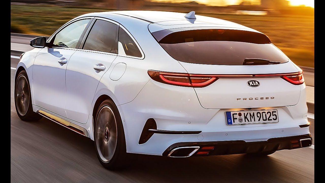 Yeni KIA ProCeed GT 2019 (Önden Kia Arkadan Porsche Panamera)Kral´i Evinde Ziyaret  Ettik