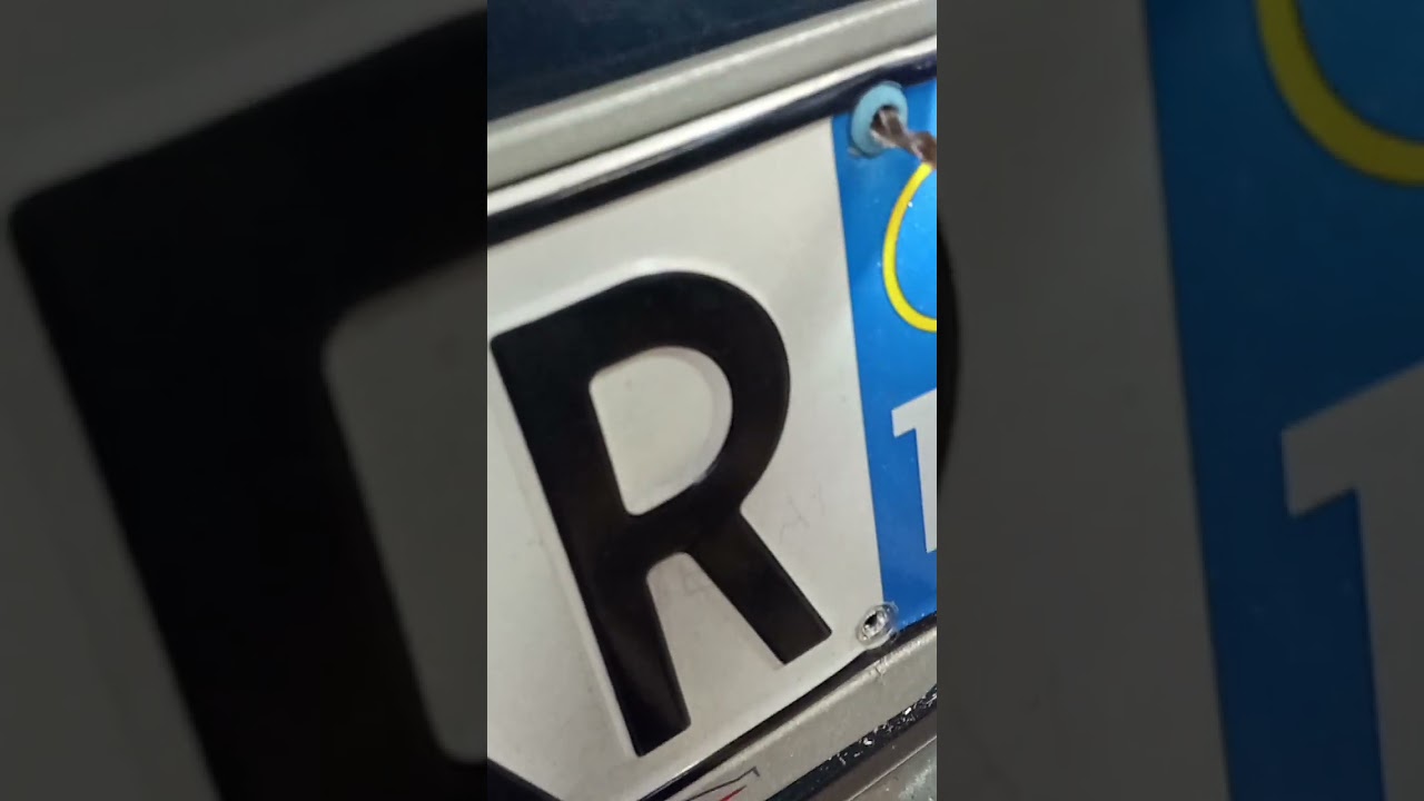 Rivetti targa...odiosi!