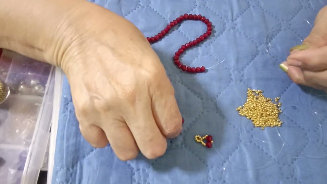 Hermosa pulsera tejida en corazones 😍❤️