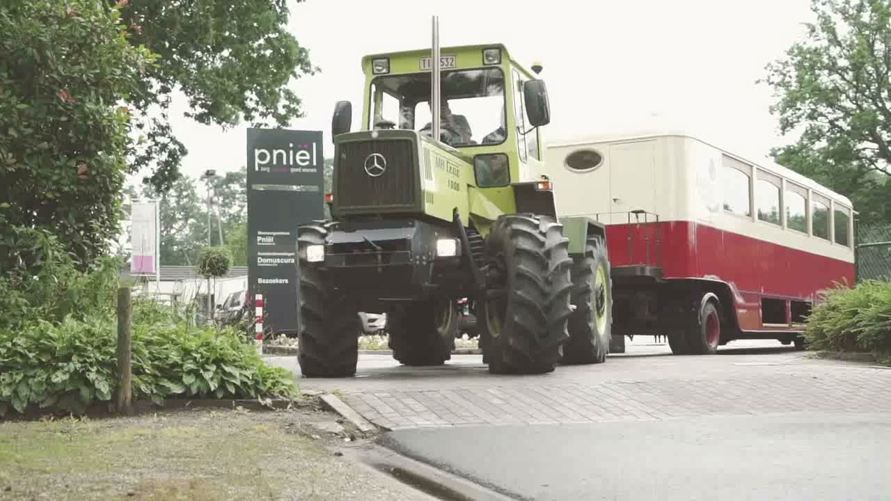 Gezellige uitstap van het rusthuis met Ambiance op Wielen
