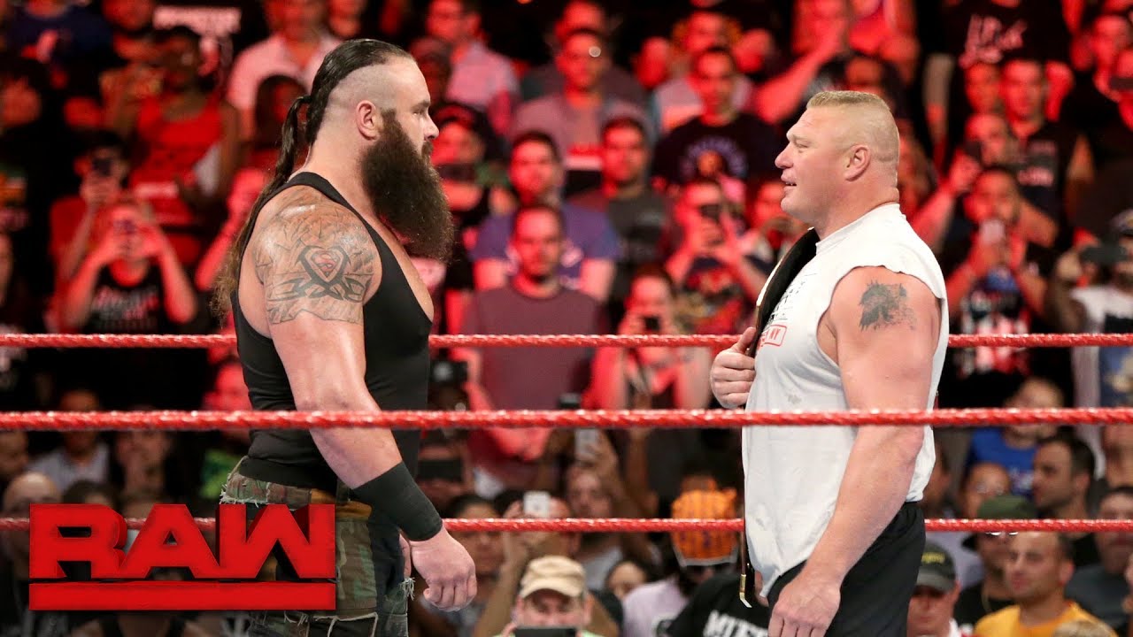 Браун Строуман атакует чемпиона Вселенной Брока Леснара: Raw, 21 августа 2017 г.