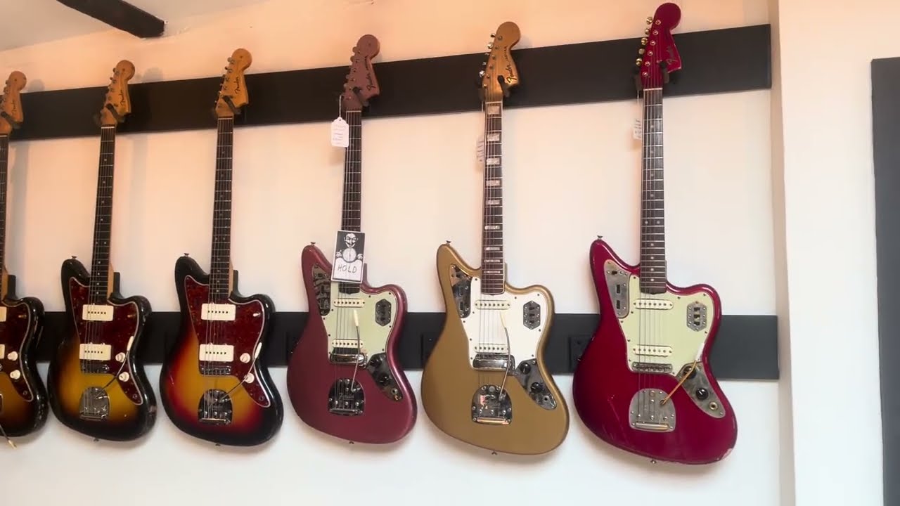 Glen & Larry visit Retrofret Vintage Guitars in Brooklyn New York 2024