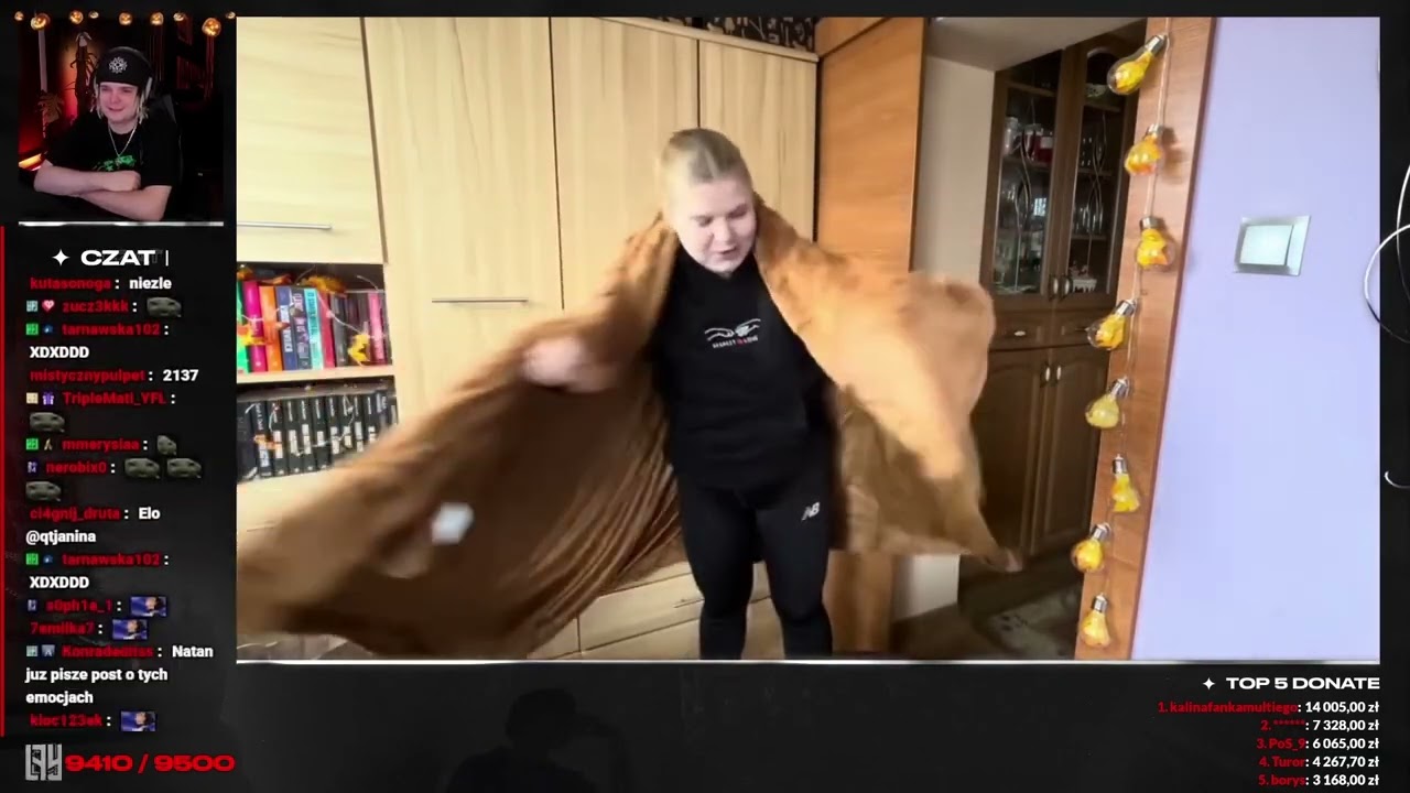 MULTI OGLĄDA MAKOWKE