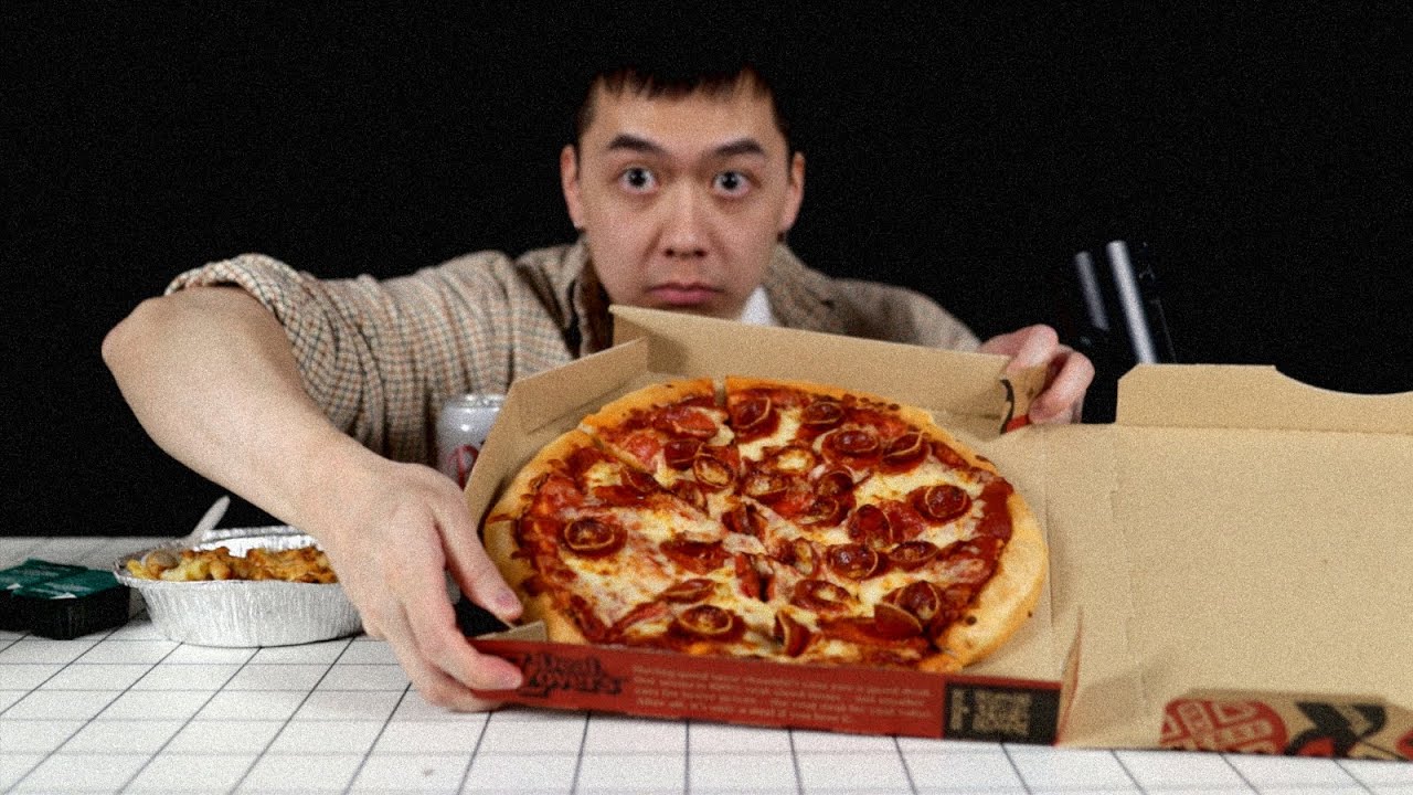 ASMR Mukbang Pizza Hut's New Hot Honey Pepperoni Pizza