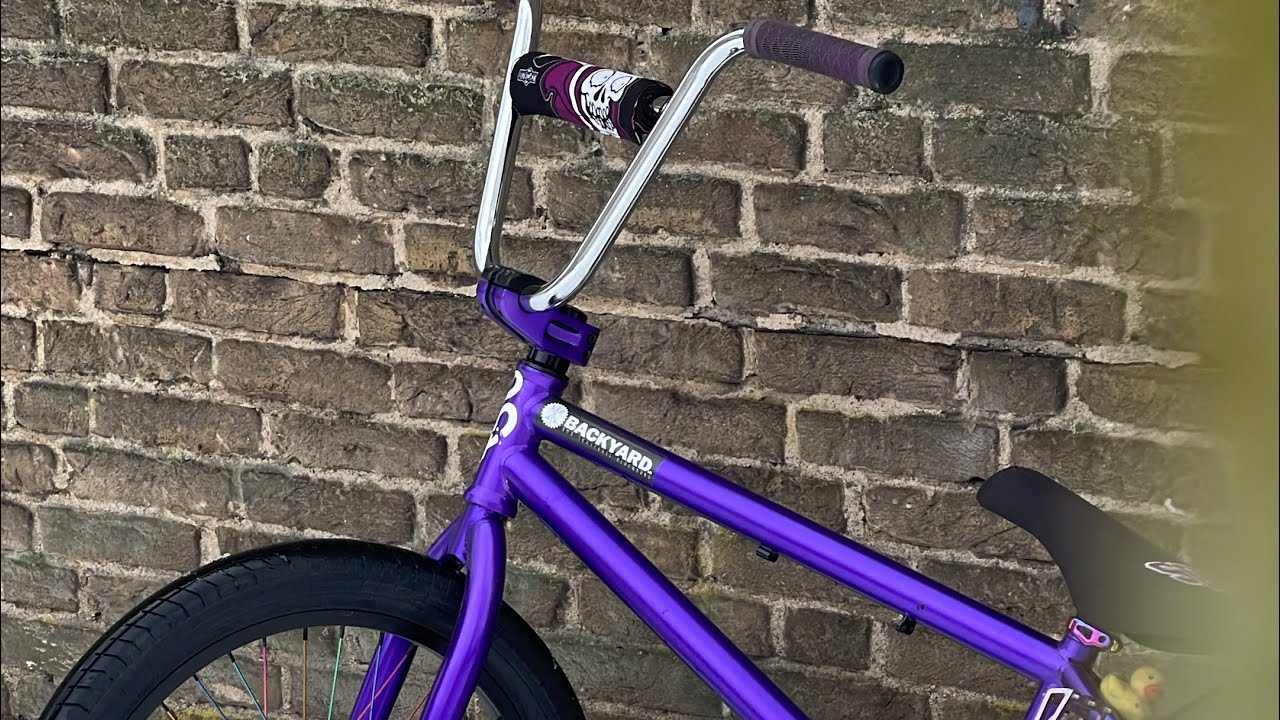Heute war ich wieder auf dem bike im gleis d hat mega viel spaß gemacht #hannover #gleisd #bmx 