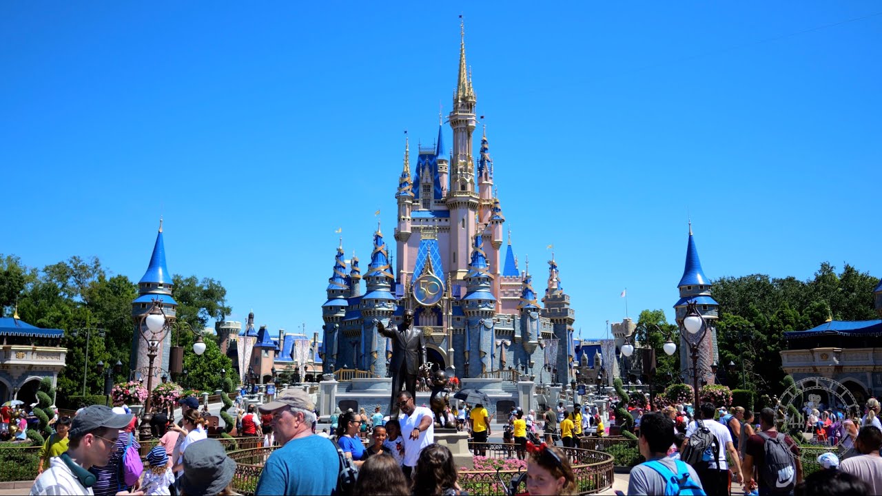 Magic Kingdom 2022 Long Morning Walkthrough in 4K | Walt Disney World Orlando Florida August 2022