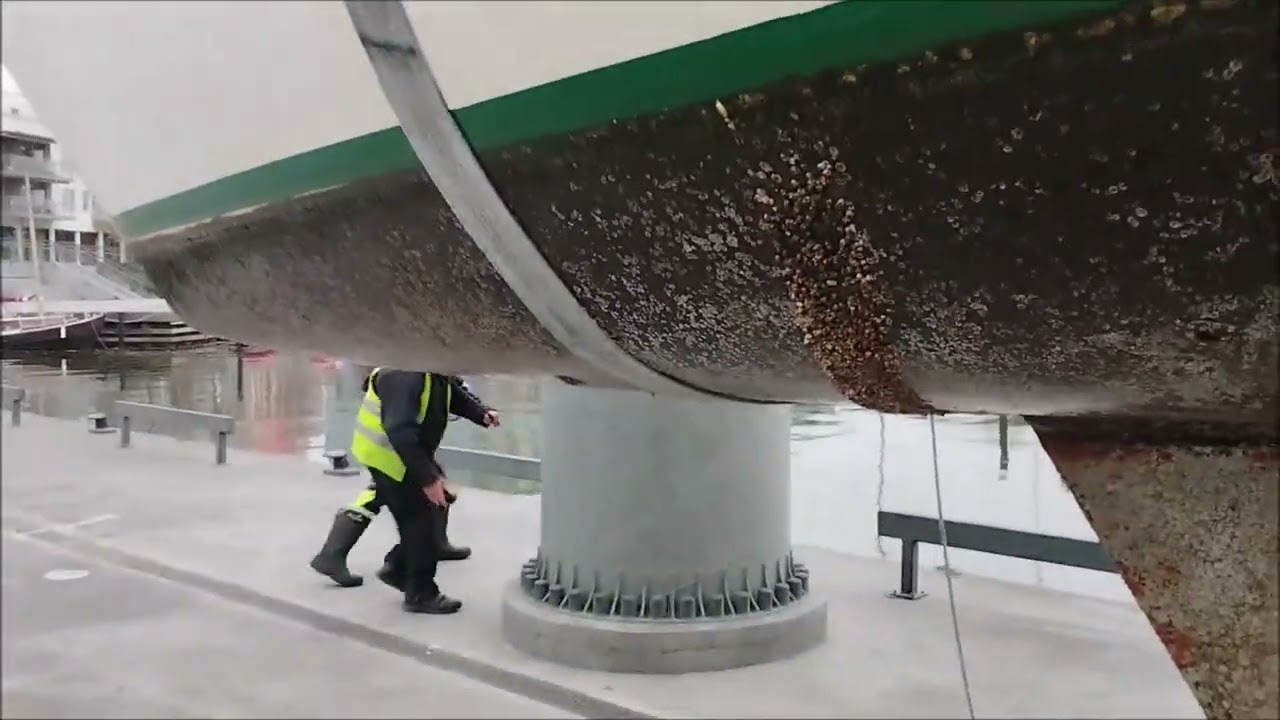 Maxi Fenix 11/2024 from Sweden to Estonia