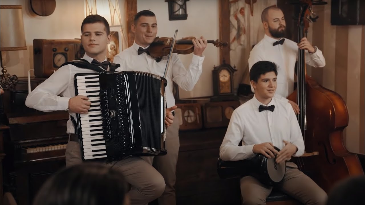 Grupa SARAJ - Bor sadila moma Evgenija